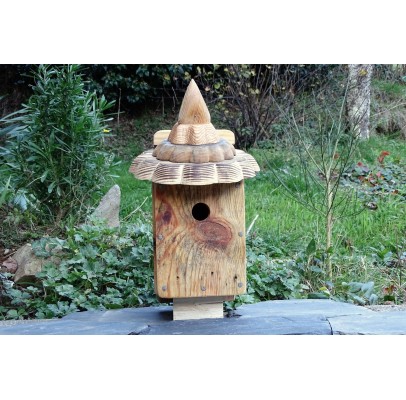 Nichoir en bois recyclés et flammé pour oiseaux -28 mm-toit pointu "4"