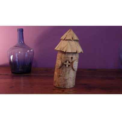 Objet de déco "maison de lutins"-bois recyclé-artisanale