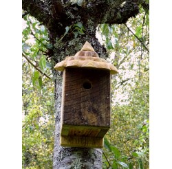 Nichoir à oiseaux - boite à oiseaux- accès 27mm bois recyclés